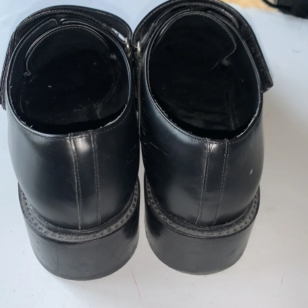 Vince leather shoes